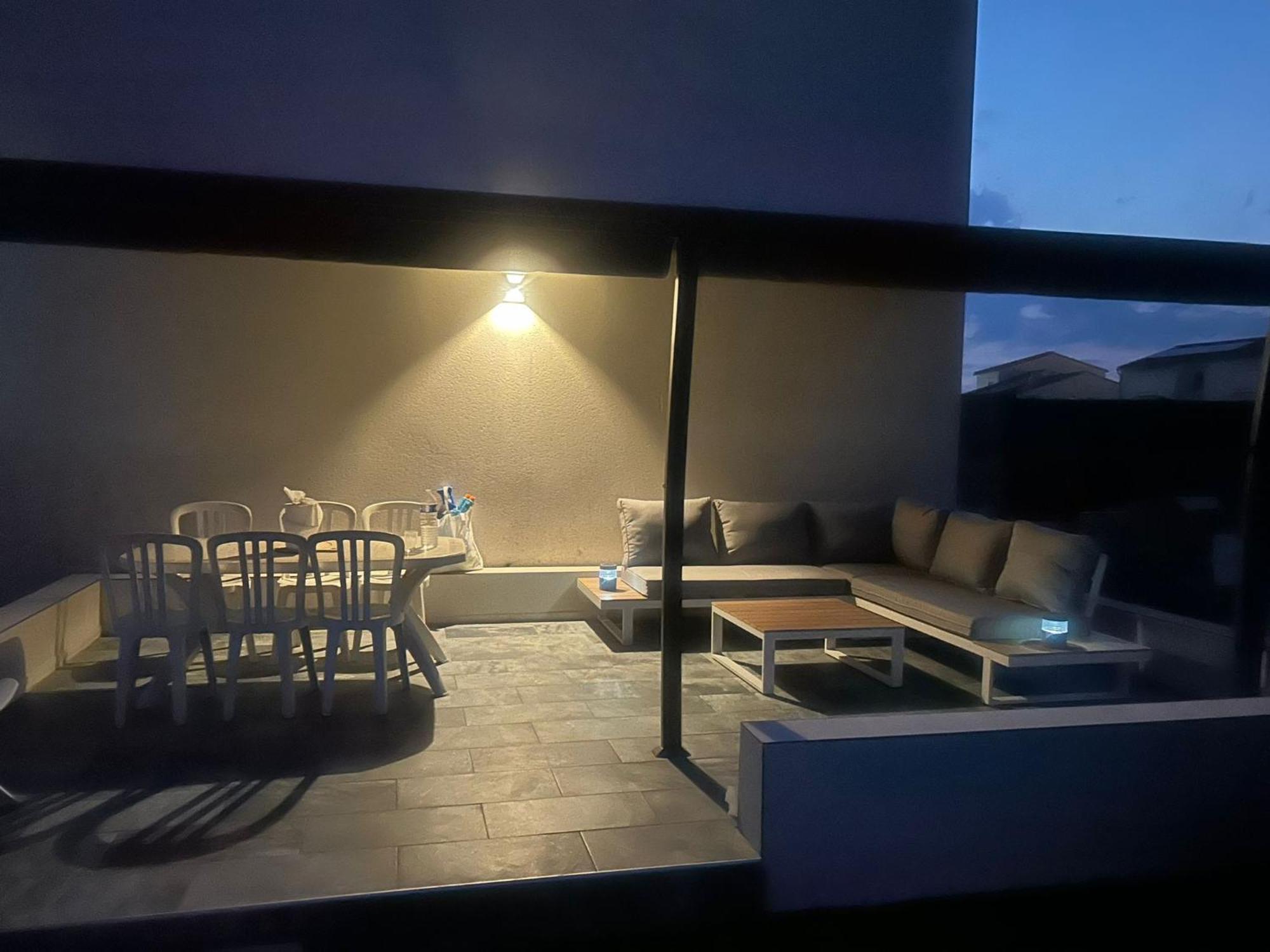 Grande Villa Avec Piscine Bompas Kültér fotó